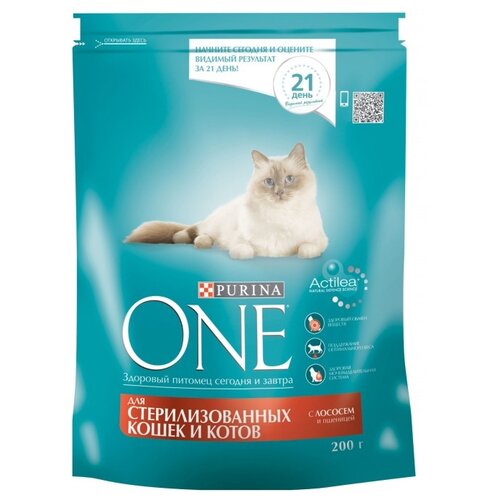 Сухой корм для стерилизованных кошек и кастрированных котов Purina ONE с высоким содержанием лосося и пшеницей 2 шт. х 200 г фотография