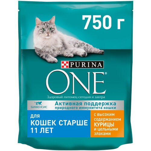 Сухой корм для пожилых кошек старше 11 лет Purina ONE для здоровья костей и суставов, профилактика избыточного веса с курицей и цельными злаками 2 шт. х 750 г фотография