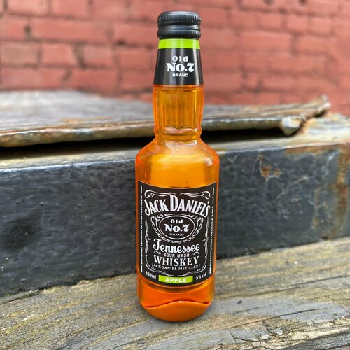 Газовая зажигалка бутылочка Jack Daniels Apple, желтая (пьезо элемент, обычное пламя) фотография